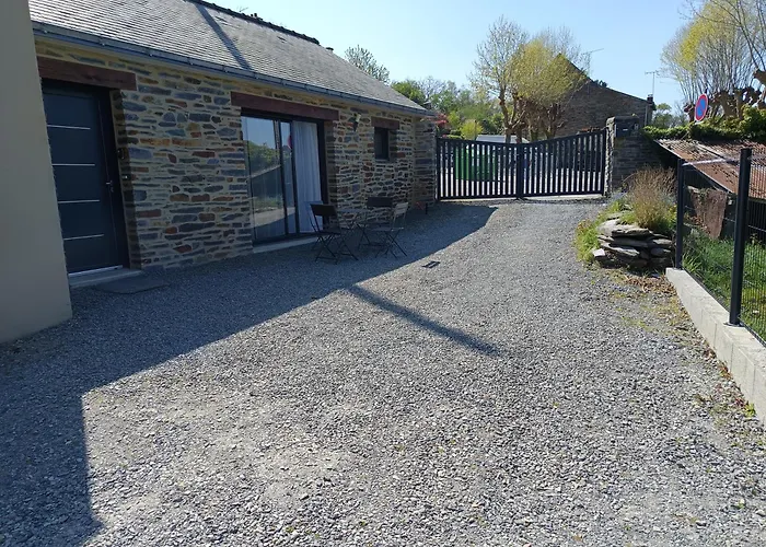 Le cottage Saint Vincent-centre ville-wifi-parking- Apparthotellagacilly