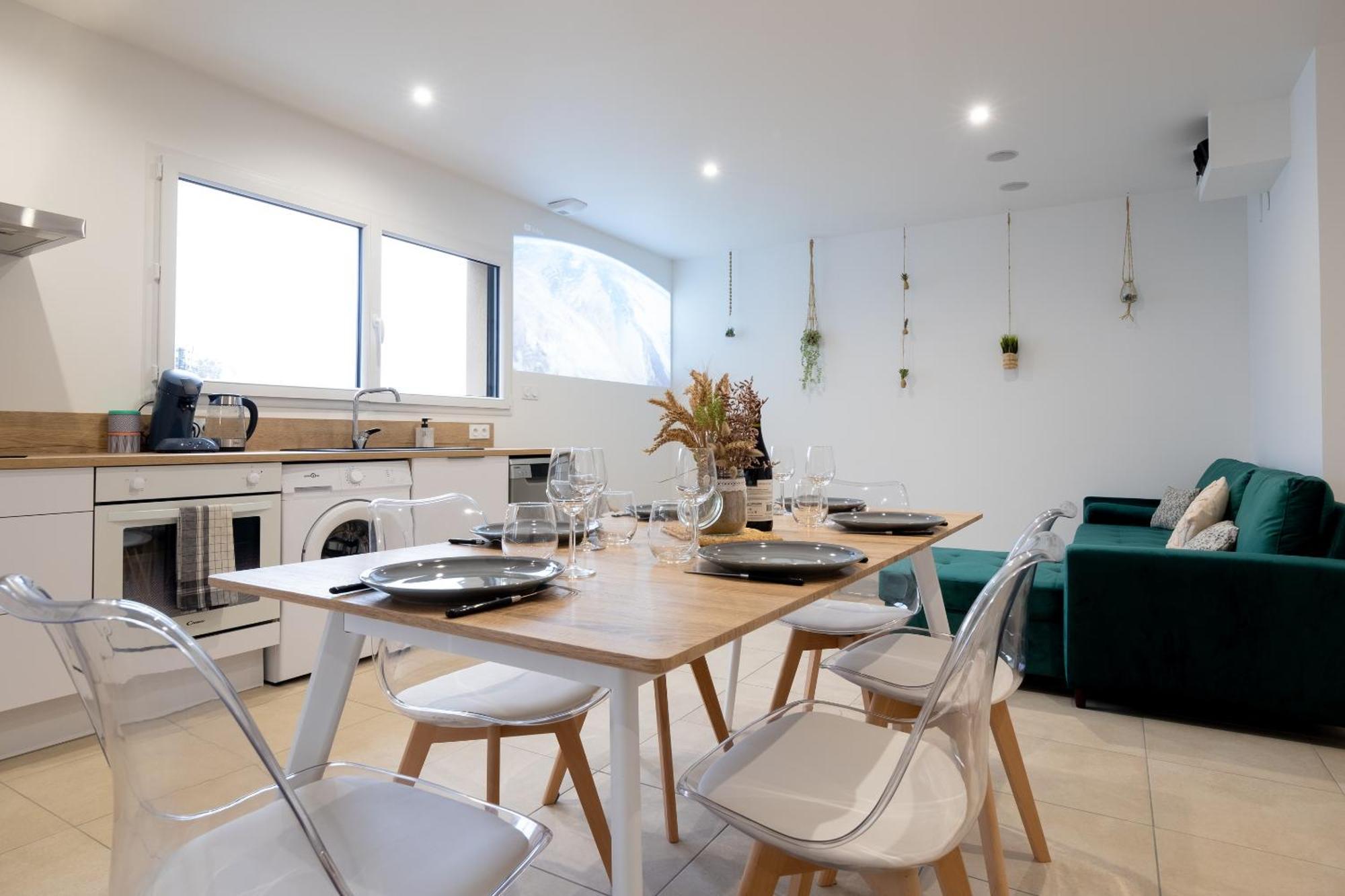 Le Saint Vincent-centre Ville-wifi-parking- Apparthotellagacilly Appartement